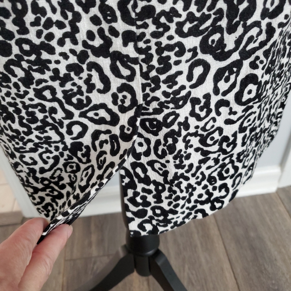 Ann Taylor Petite Skirt - Picture 3 of 8